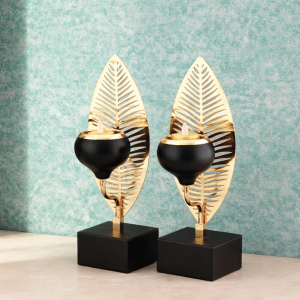 Cometa Italian decorative paint effect with turquoise textured wall finish and elegant luxury surface appearance decorative wall paint, italian decorative paint, cometa paint effect, luxury wall finish, textured wall coating, modern wall design, marble effect paint, artistic wall texture, premium interior paint, designer wall finish, luxury home decor walls, decorative plaster effect, high end wall coating, abstract wall finish, wall texture design, interior design trends, elegant wall paint, luxury surface coating, modern wall texture, italian wall art finish, decorative interior coating, wall effect painting, custom wall finish, boutique interior design, stylish wall texture, architectural wall finish, luxury decorative coating, wall design inspiration, premium wall surface, artistic interior walls